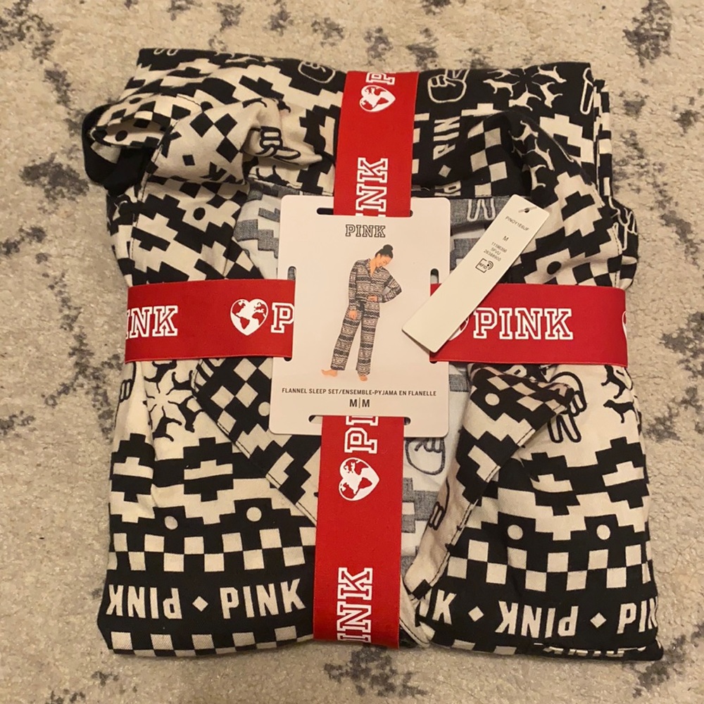 BRAND NEW! Victoria Secret Pink pj set